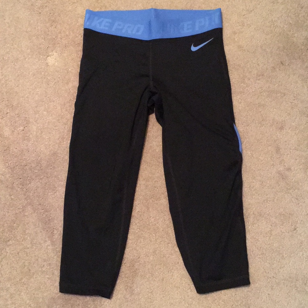 Nike Pro Cropped Leggings